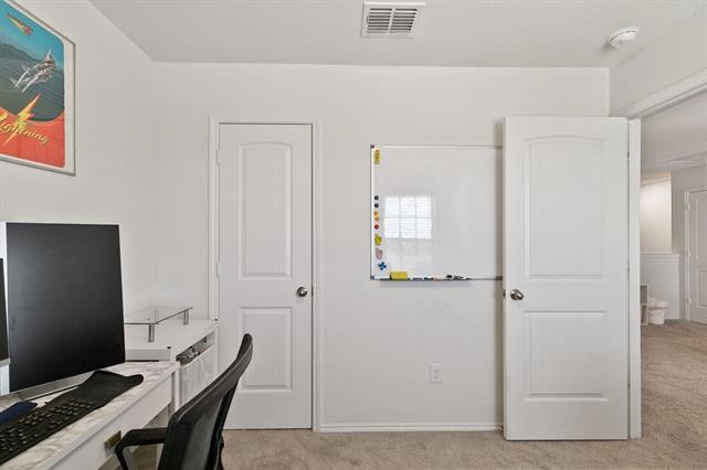 Building Photo - 448 Blue Crow Ln
