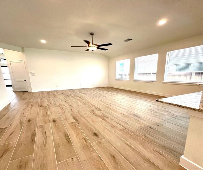 Building Photo - 27223 Lombard Wood Dr