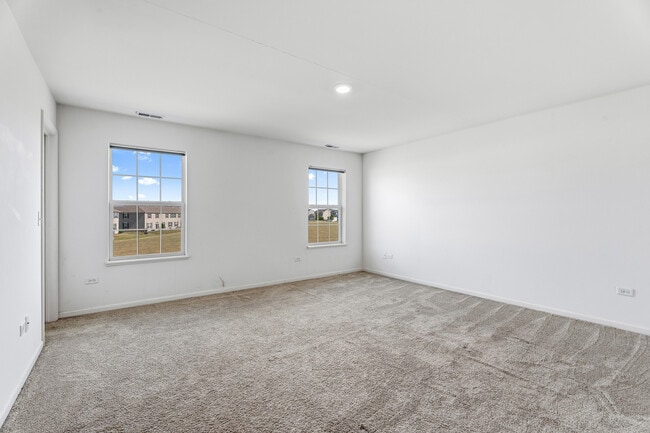 Building Photo - 15121 Quincy Cir