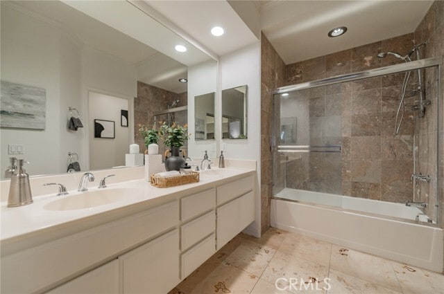 Building Photo - 2 Ellisworth Aisle