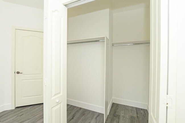 Building Photo - 3944 Sabal Way