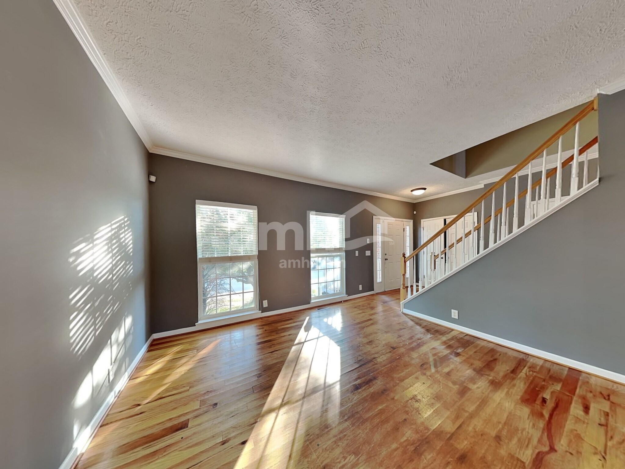 Building Photo - 7041 Calderwood Dr