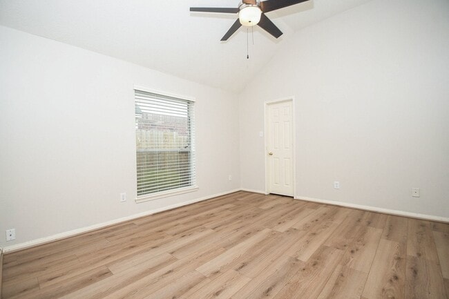 Building Photo - 2218 Millerton Ln