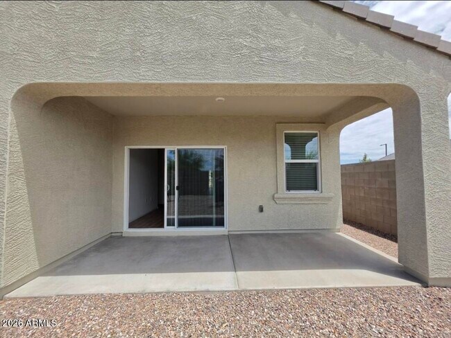 Building Photo - 18399 W Buckskin Trl