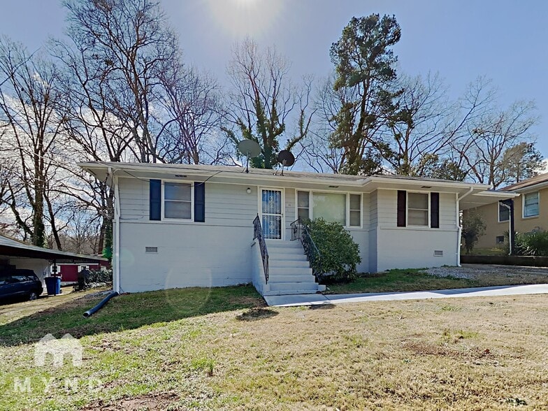 Primary Photo - 1105 S Parkwood Dr