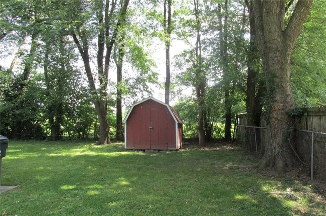 Building Photo - 301 El Paso St SW