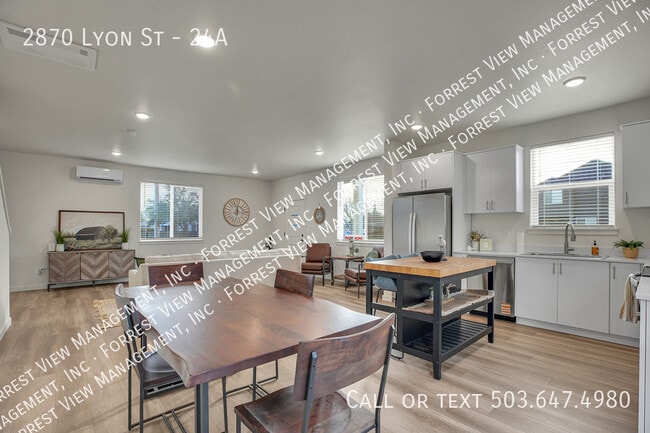 Building Photo - 2870 Lyon St