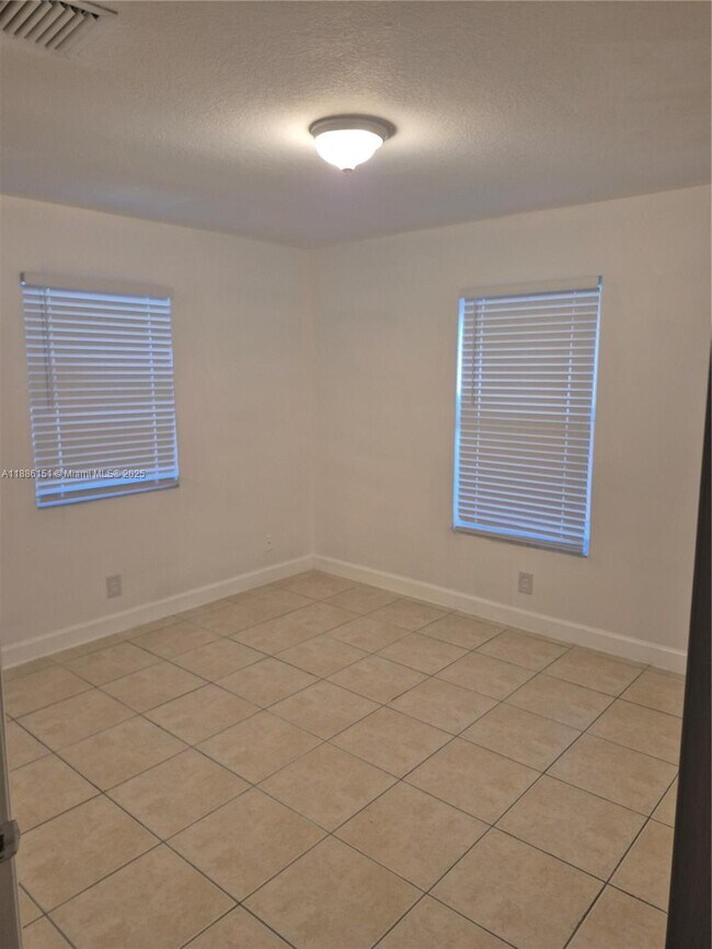 Building Photo - 2317 Liberty St