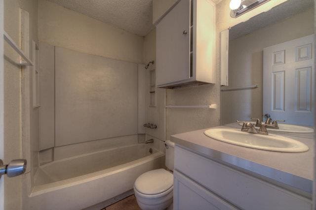 Building Photo - 6906 Deep Cir