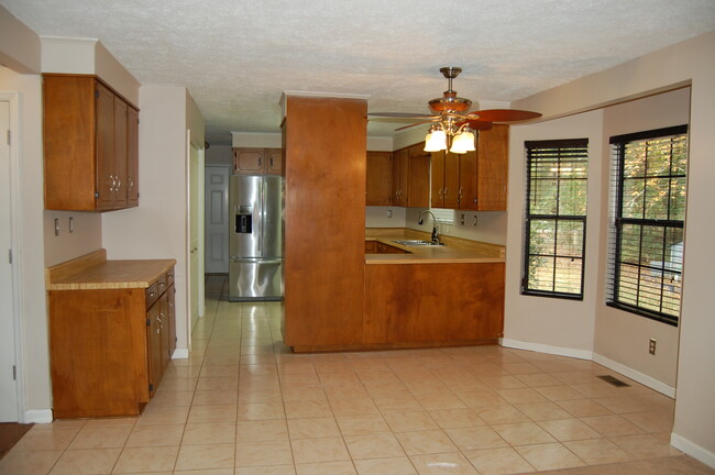 Dining room - 141 Croft Mill Rd