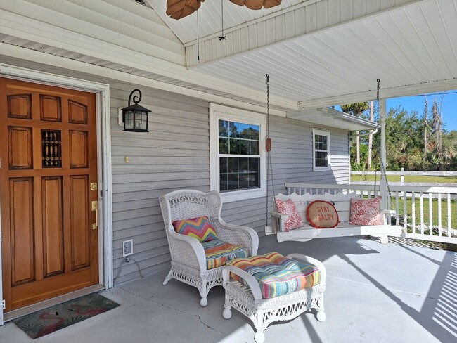 Building Photo - NEW SMYRNA BEACH MONTHLY RENTAL - POOL HOM...