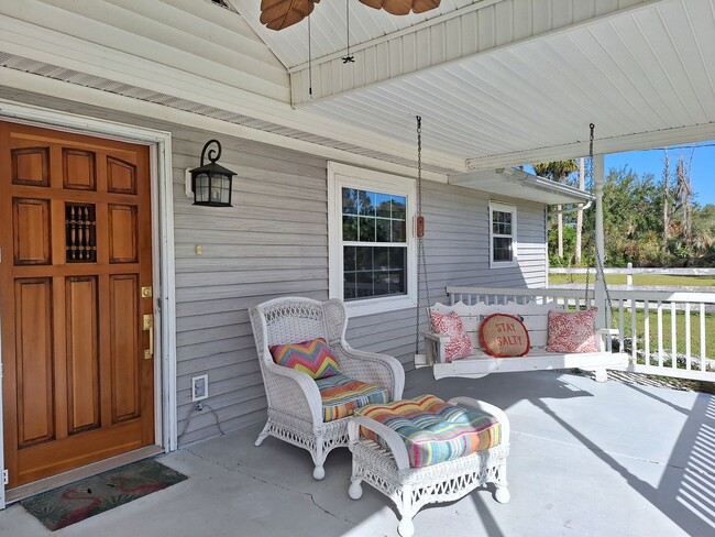 Building Photo - NEW SMYRNA BEACH MONTHLY WINTER RENTAL - P...