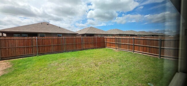 Building Photo - 9021 Eagles Landing Dr