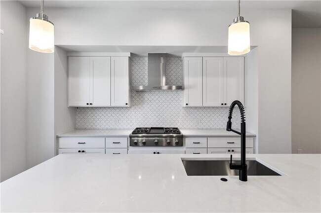 Building Photo - 4611 Unity Cir