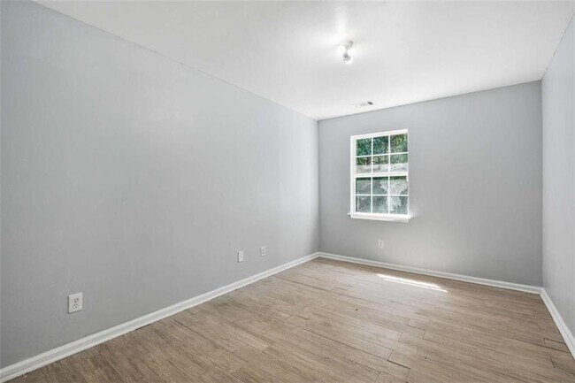 Building Photo - 3793 Soapstone Rd