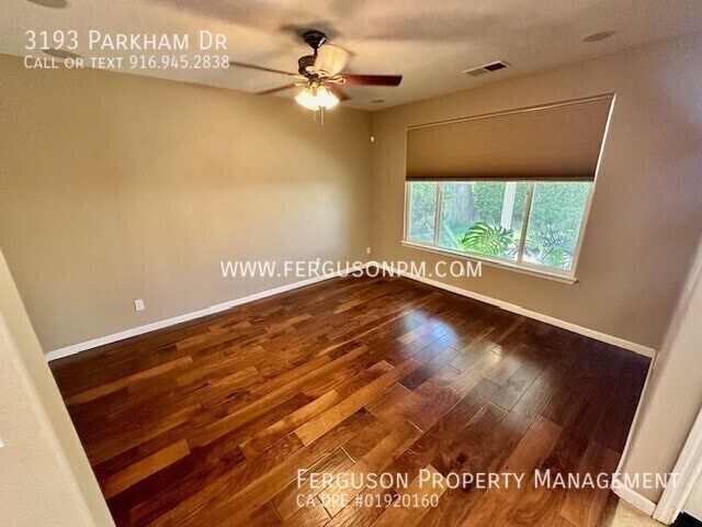 Building Photo - 3193 Parkham Dr