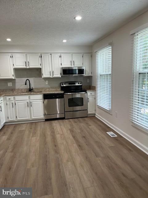 Building Photo - 7511 Weatherby Dr