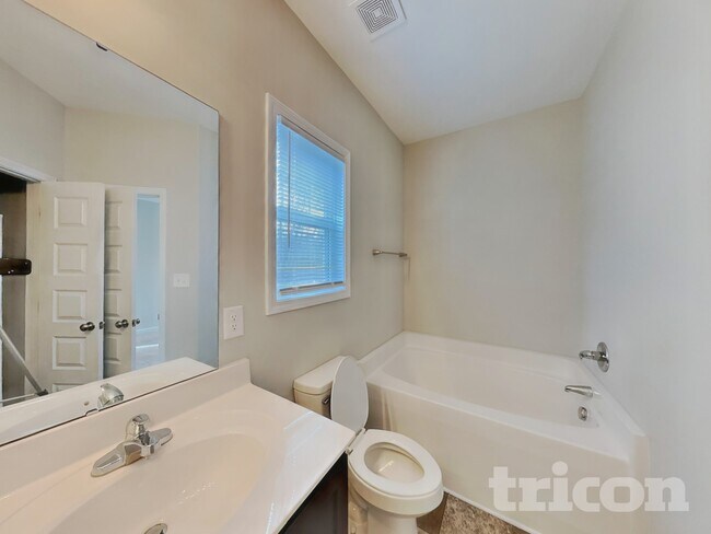 Building Photo - 232 Whetstone Dr