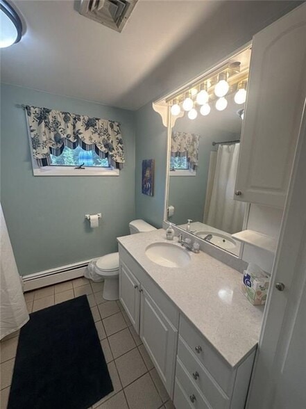 Building Photo - 144 S Pier Rd