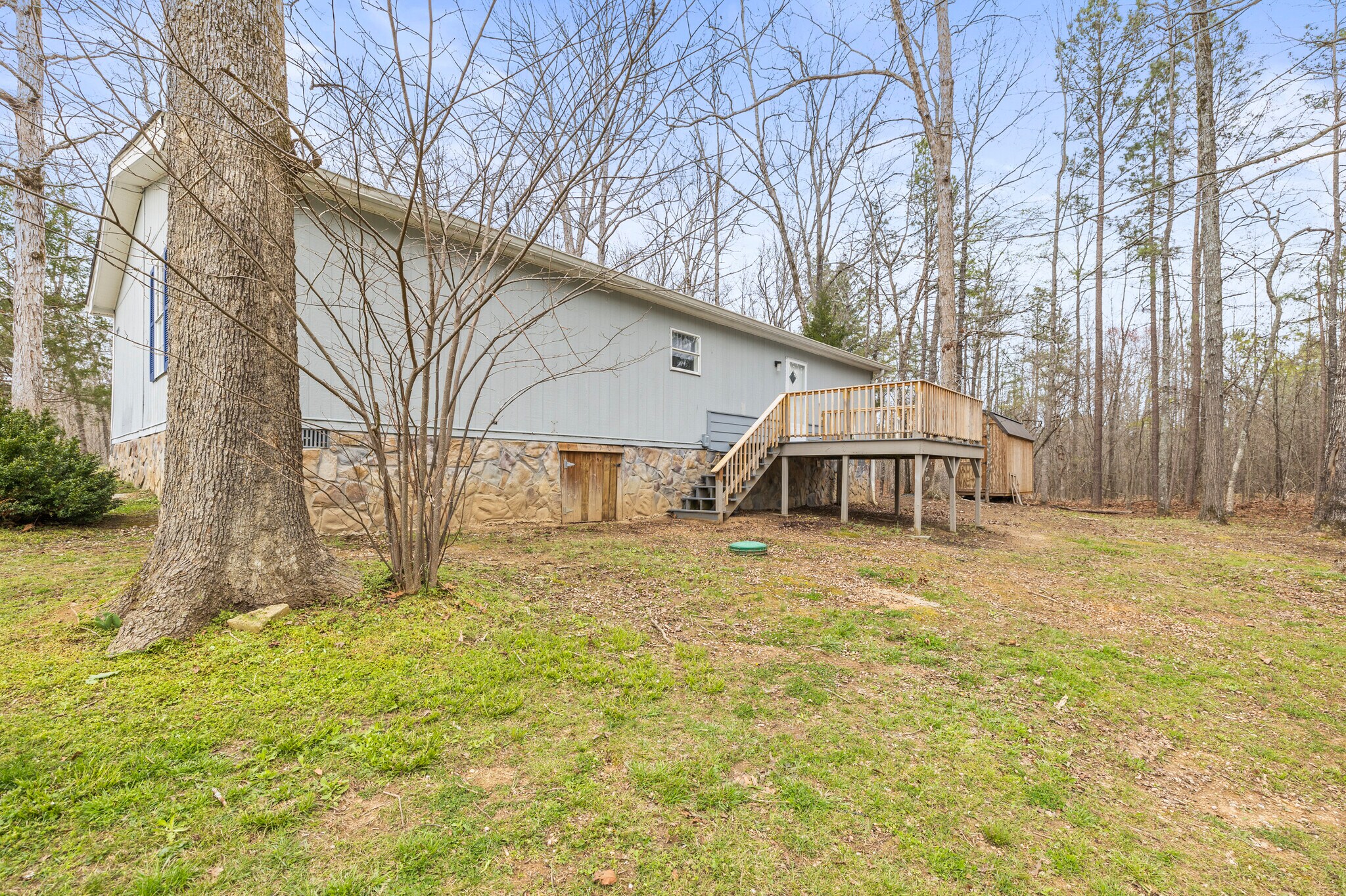 Building Photo - 209 Varner Dr SW