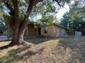 Building Photo - 1524 Shannon Cir