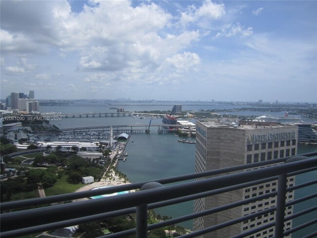 Building Photo - 325 S Biscayne Blvd