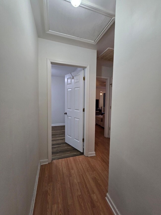 Building Photo - 5945 Lost Creek Dr