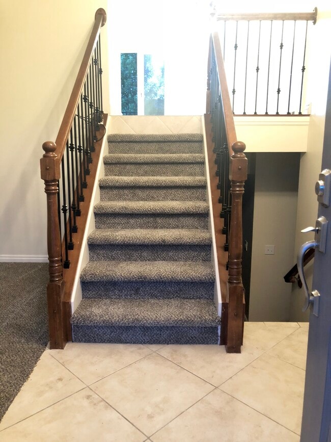 Building Photo - 944 Longleaf Dr