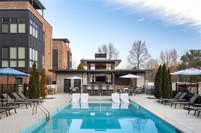 Building Photo - 1214 Chelsea Cir NW