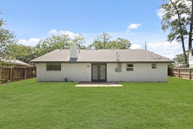 Building Photo - 24607 Green Moss Dr