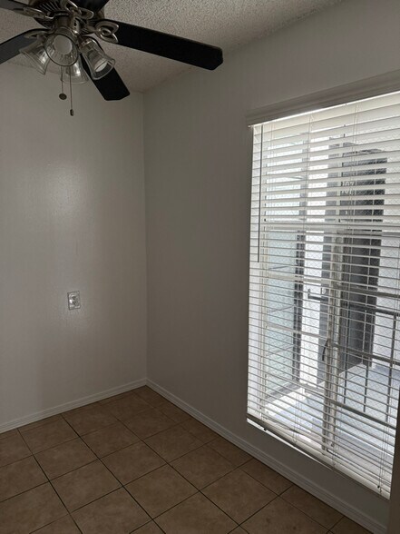 Building Photo - 23611 Arlington Ave