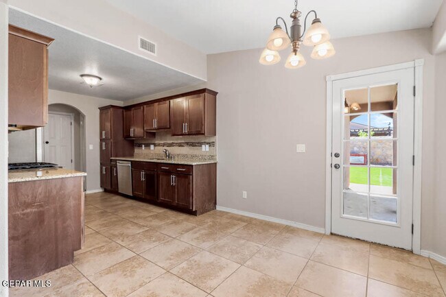 Building Photo - 7000 Long Meadow Dr