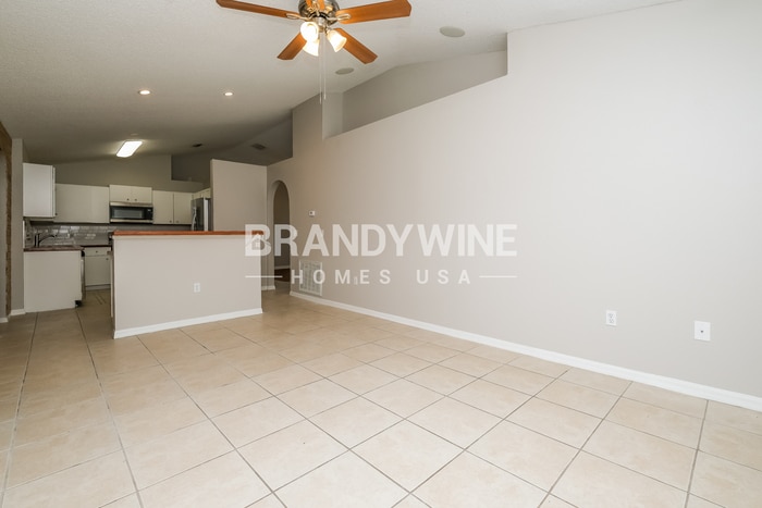 Building Photo - 5121 Teather St