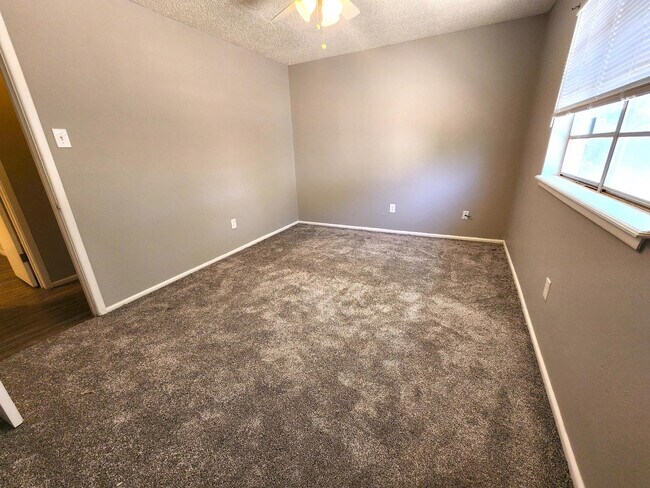 Building Photo - 4406 54th St