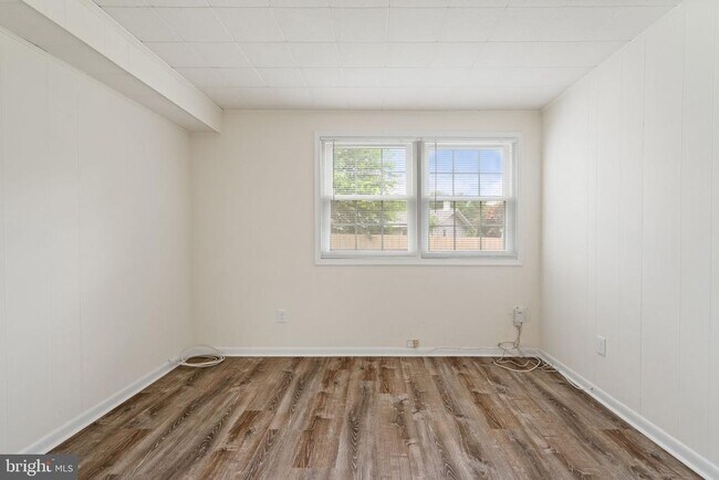 Building Photo - 8341 Carnegie Dr