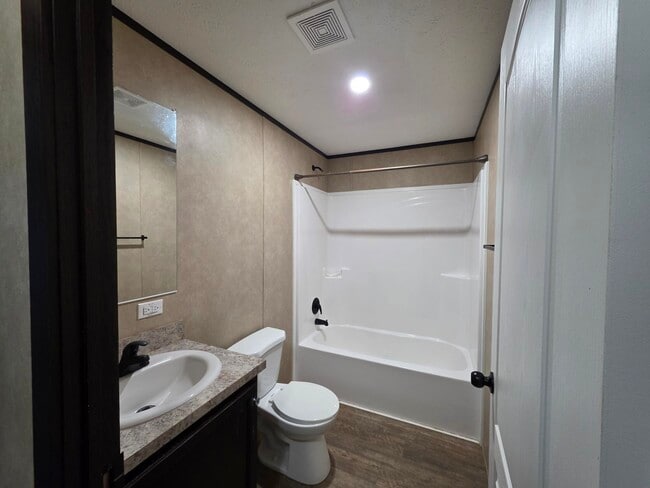 Building Photo - 1267 Avenue A