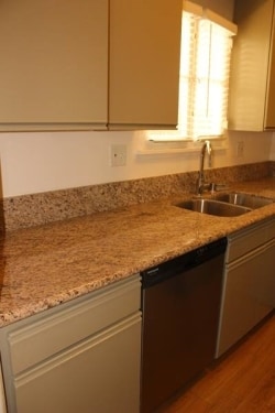 Interior Photo - 124 S. Reeves Drive