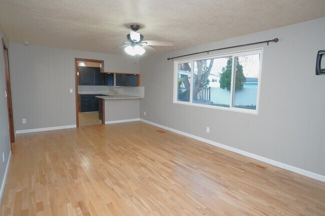 Building Photo - 9594 W Telfair Dr