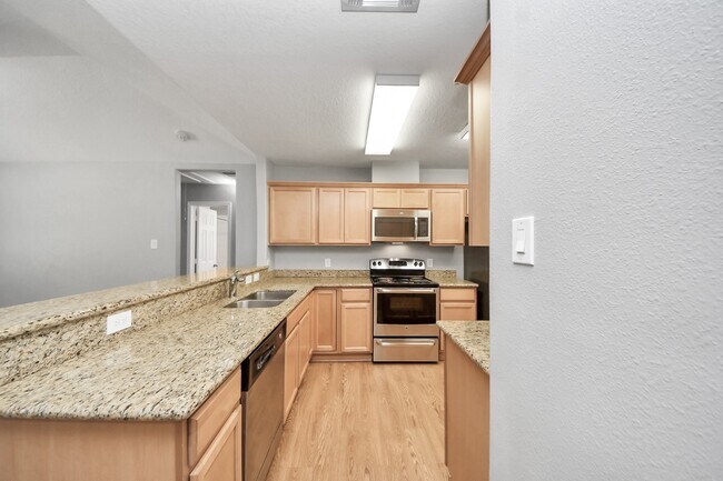 Building Photo - 1324 S Johnson St