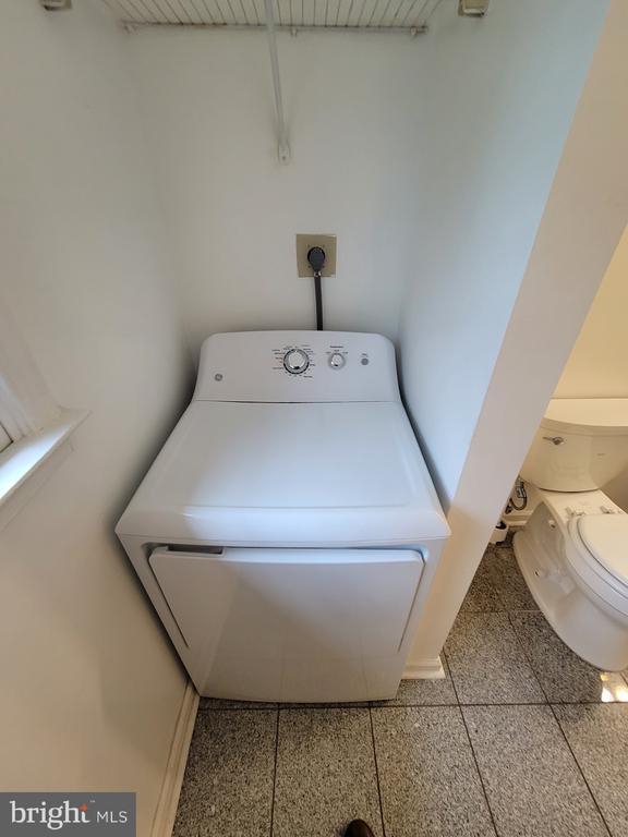 Building Photo - 2435 Pimpernel Dr