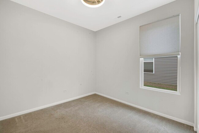 Building Photo - 2759 Lawlor Ln