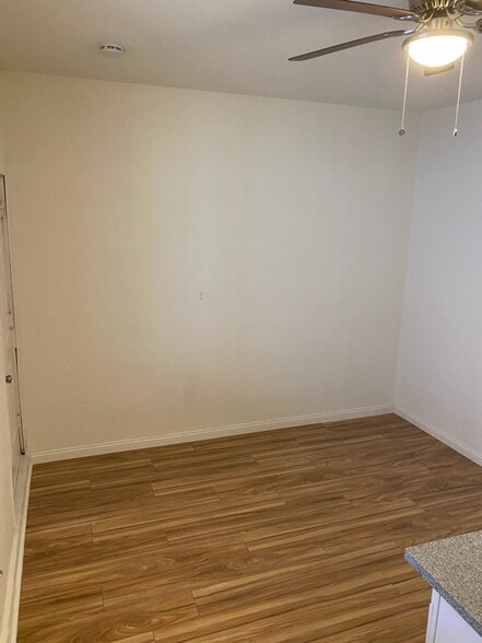 Building Photo - 8710 Avalon Blvd