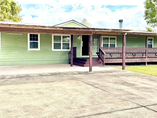 Building Photo - 6215 Hwy 35 Bypass