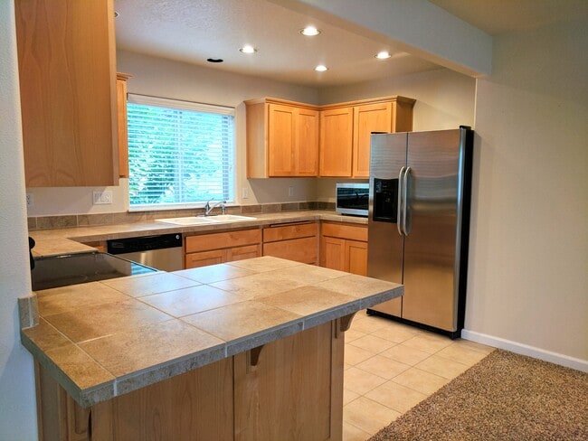 Building Photo - 1284 Westbrook Dr NW
