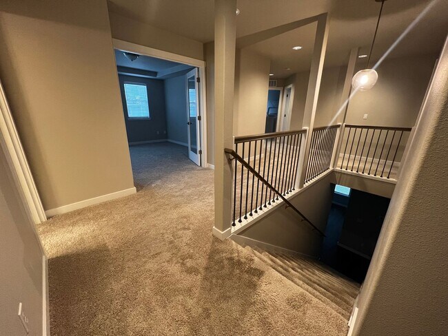 Building Photo - 4237 Caddyshack Dr NE