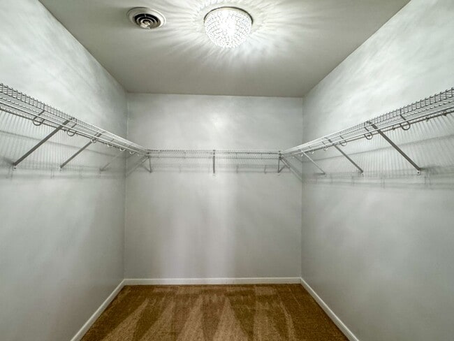 Building Photo - 24502 Lake Dr