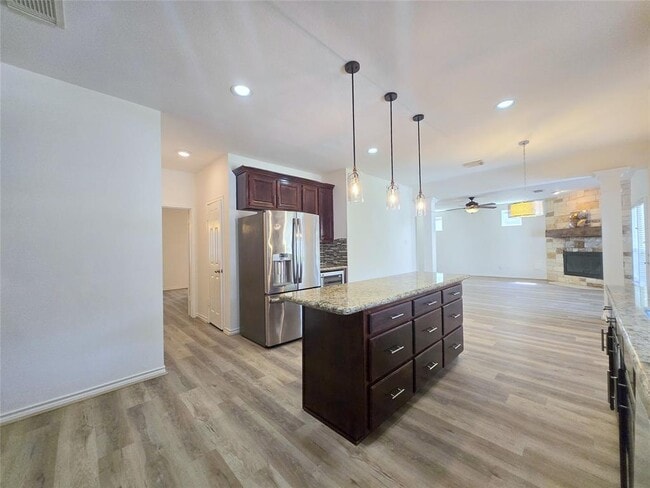 Building Photo - 6415 Taimer Ct
