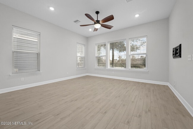 Building Photo - 7400 Beach Walk Pl