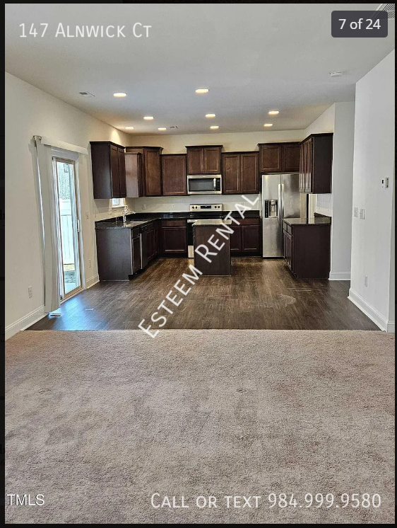 Building Photo - 147 Alnwick Ct