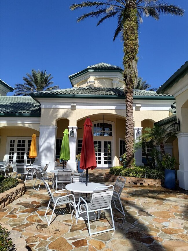 Building Photo - FREE RENT!!! Spacious condo in Gated Legacy Dunes